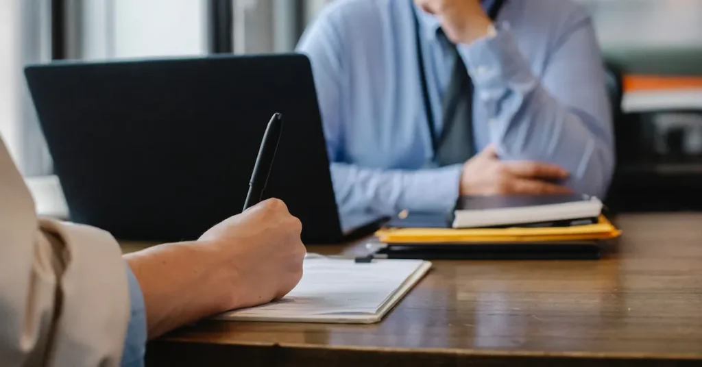 56 Best Interview Questions To Ask When Hiring (+ Pro Tips)