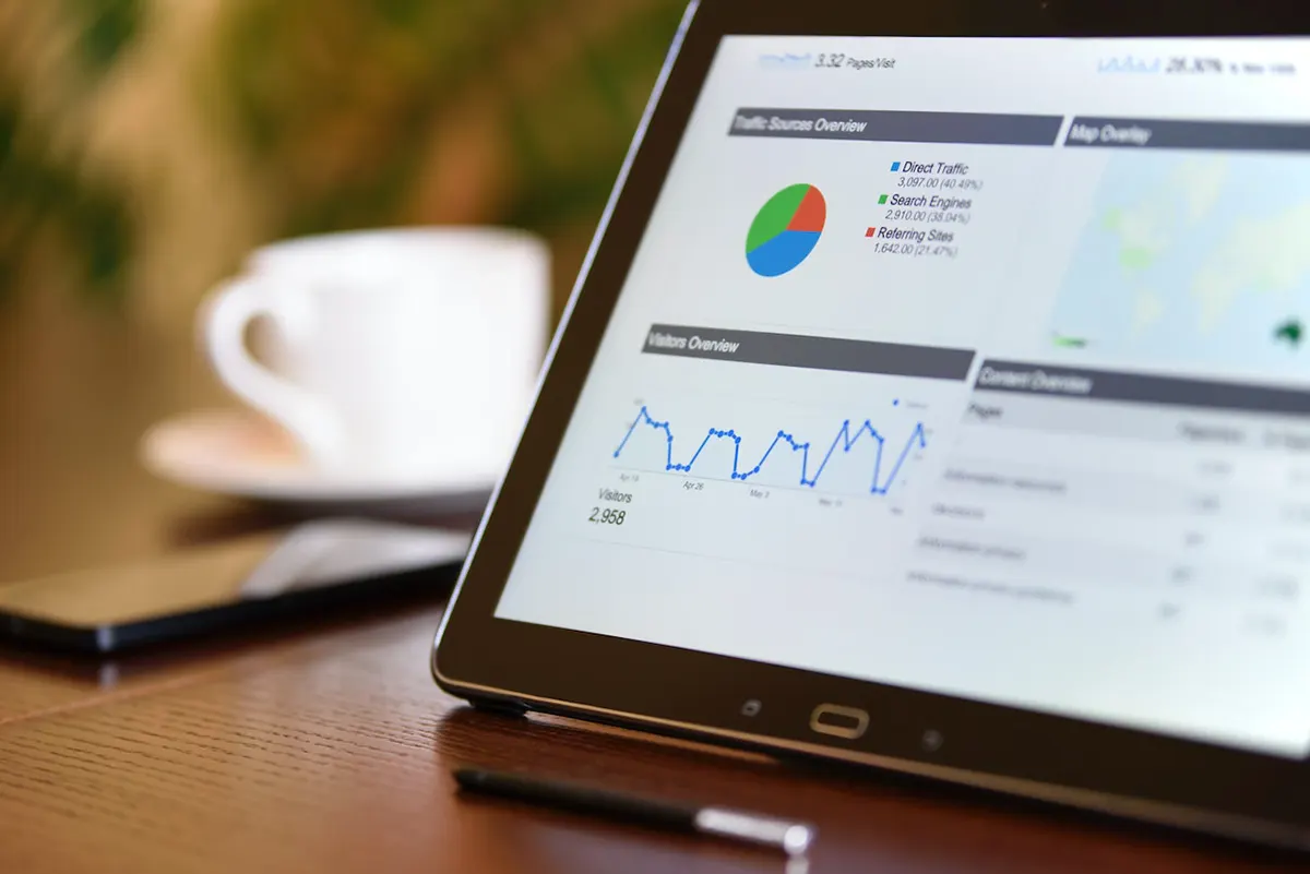 How to get traffic to your blog (two strategies I used to gain over 1 million readers?in under a year)