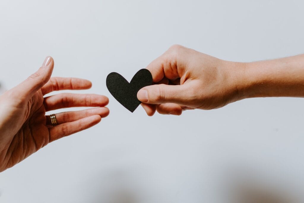 How to Ask for a Favor and Get It (5 easy rules + real examples)