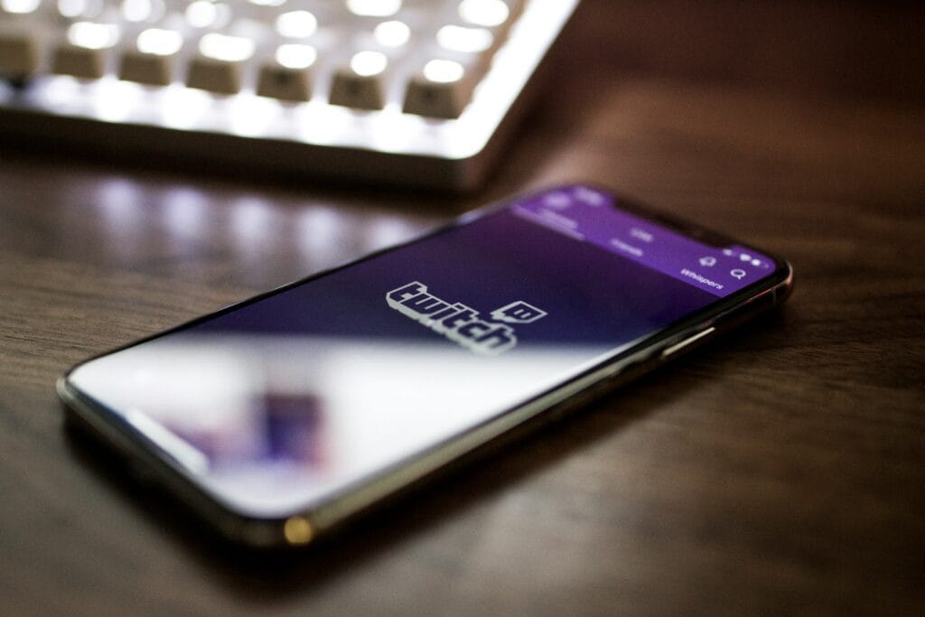 How to make money on Twitch in 2025 (make a full time income!)