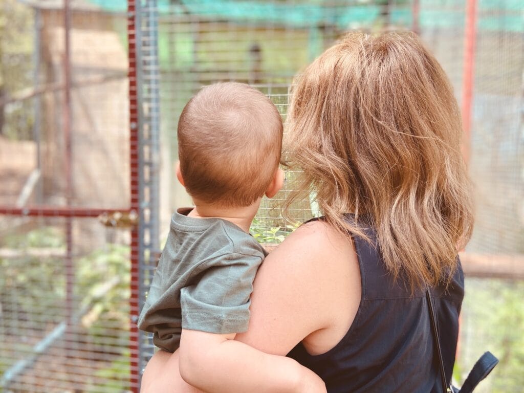 27 Legitimate Jobs for Stay-at-Home Moms in 2025 (+ quick tips)