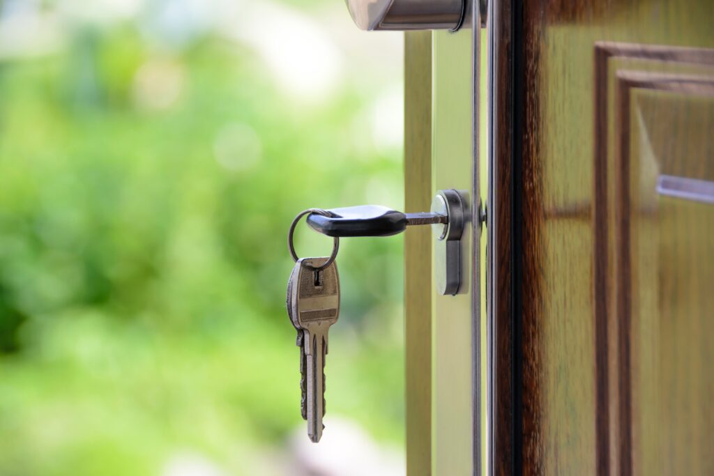 Is it Smart to Buy a House in a Recession