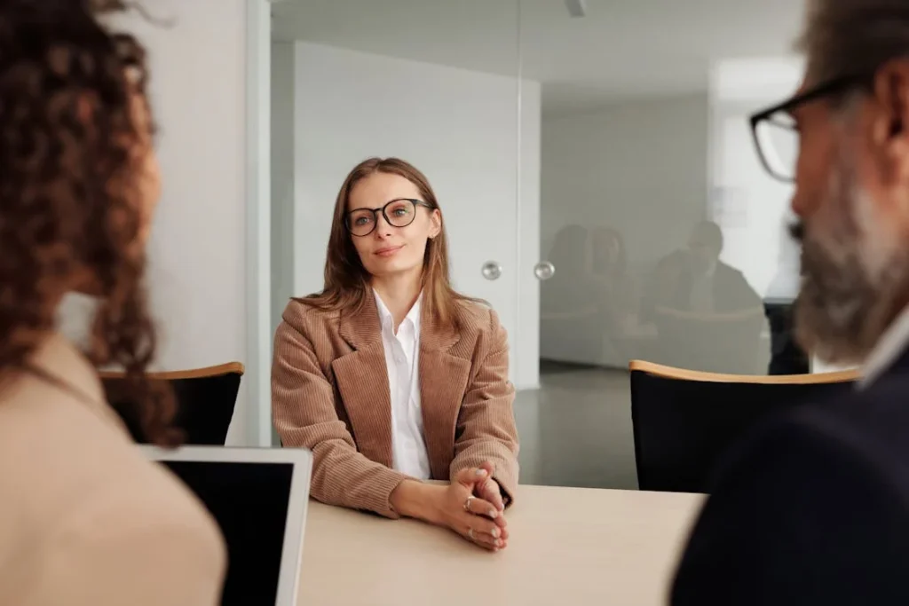 What to Wear To An Interview (An Industry-By-Industry Guide)