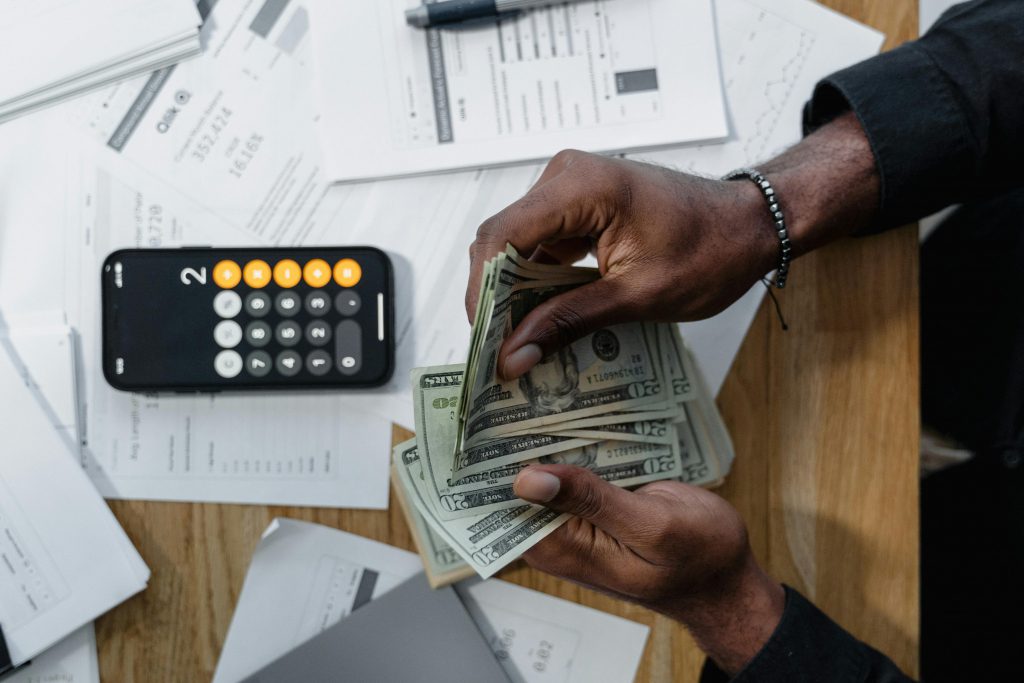 How to Handle a Financial Windfall (Rich Life vs Going Broke)