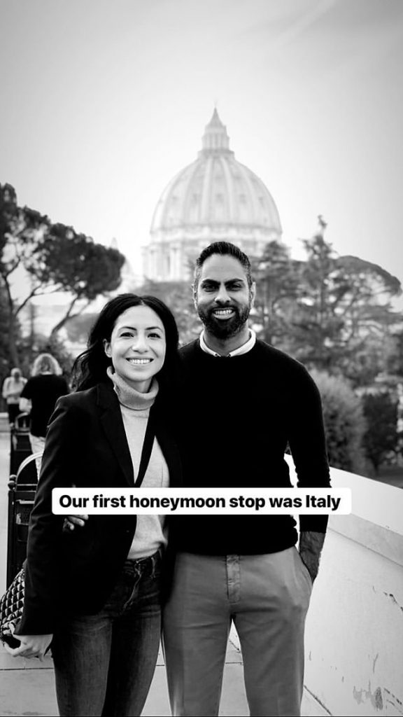Cass and Ramit on their honeymoon in Italy