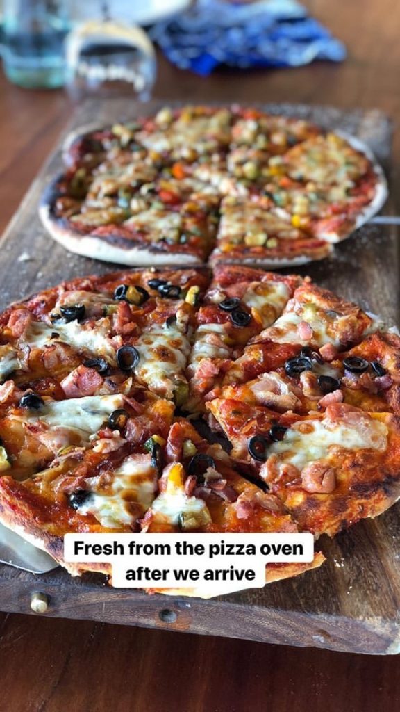 2 Pizzas served during African Safari