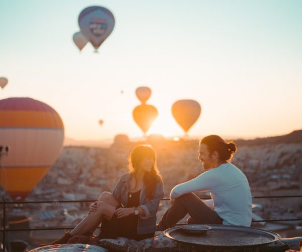 pexels-taryn-elliott-3889742 digital-nomad