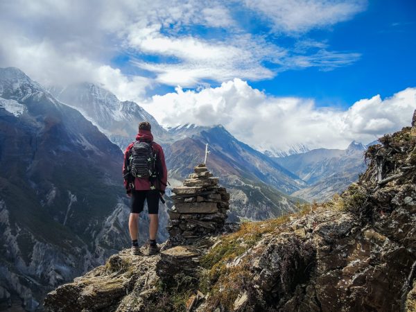 simon-english-48nerZQCHgo-unsplash traveling-jobs